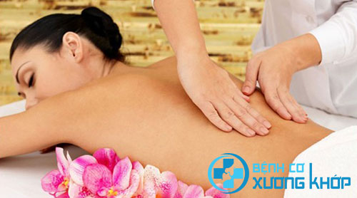 Điều trị thoát vị đĩa đệm bằng đông y không phẫu thuật Điều trị thoát vị đĩa đệm bằng đông y không phẫu thuật