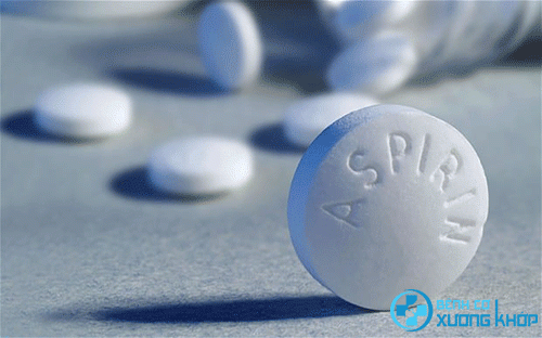 Thuốc Aspirin làm giảm cơn đâu do thoái hóa khớp khủy tay.