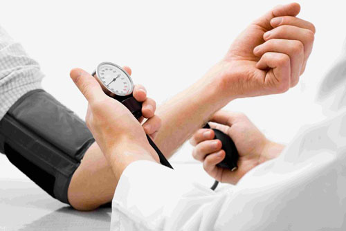Các yếu tố nguy cơ của tăng huyết áp là gì?